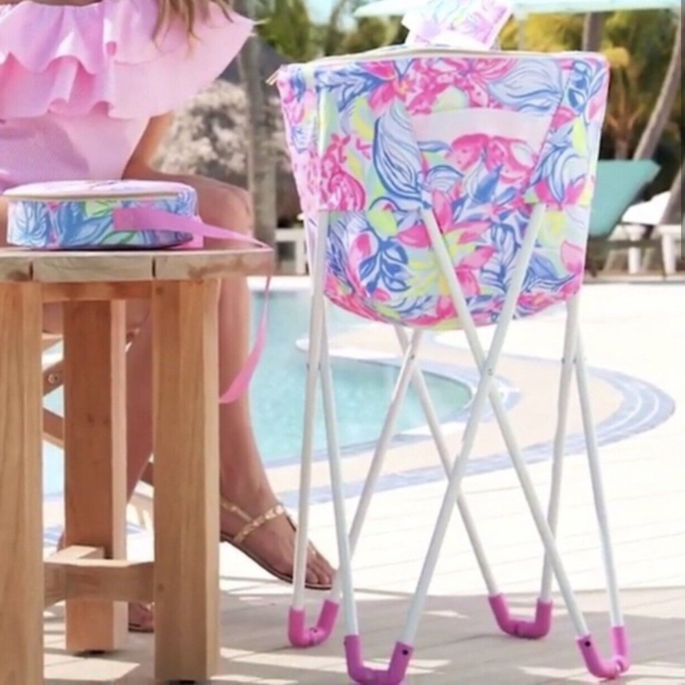 NWT Lilly Pulitzer Cooler Stand Havana Cocktail Drinks with Carrying Case PINK